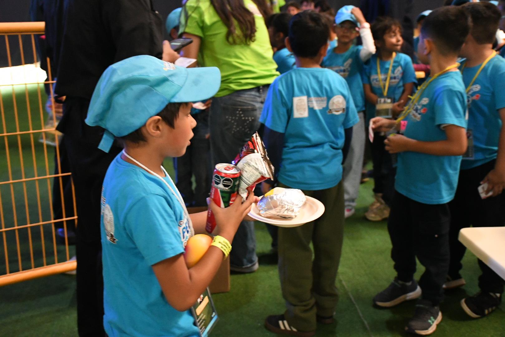 Curso de Verano 2026, Visita a Six Flags México